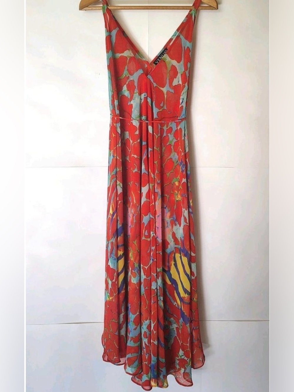 VENUS Red Floral V-Neck Printed Maxi Dress/Coverup